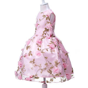Venta al por mayor 2019 de satén vestido de princesa chica 3d flor princesa vestido de boda traje de niño conjunto de ropa y vestido - Product Image 3