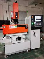 Machine à électroérosion par immersion ZNC D7135, machine de formage par électroérosion, courant de traitement 50A, machine à électroérosion par immersion CNC