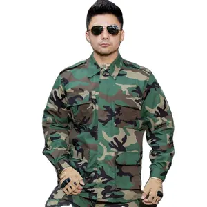 Wholesale Men&#39;s Tactical Combat Shirt and Pants Set Long Sleeve Multicam Woodland BDU Hunting Camouflage Uniform for Unisex