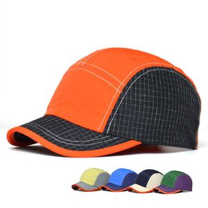 Casquettes de baseball bicolores à séchage rapide à bord court pour hommes et femmes, couleurs vives, idéales pour l'été – Vente en gros - Product Image 1