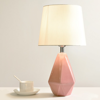 Lampe de table en céramique moderne et minimaliste pour salon, chambre ou chevet – Décoration élégante et luxueuse, style à brancher