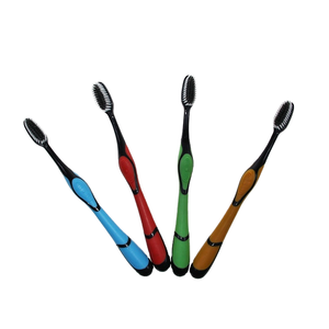 Brosse à dents électrique à usage domestique d'emballage indépendant de qualité supérieure pour adultes tête en nylon de charbon de bambou à poils souples jetable - Product Image 2