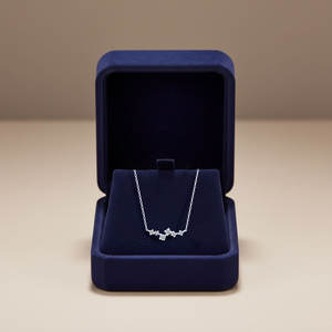 Collier pendentif en or massif 18 carats avec diamant naturel véritable, design incurvé spécial, style tendance populaire de haute qualité, cadeau pour femme - Product Image 5