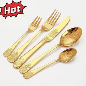 Juego de Cubiertos de Lujo de 4 Piezas al por Mayor, Juego de Cubiertos Occidentales con Patrón Dorado para Bodas - Product Image 1