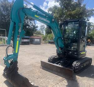 Miniexcavadora SWE35UF Usada, 3 Toneladas de Peso Operativo, Motor Yanmar, Bomba de Caja de Cambios, Modelo 2023, Maquinaria para Movimiento de Tierras - Product Image 1