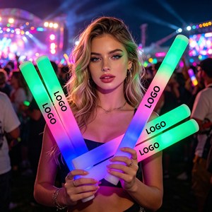 Barras Luminosas de Espuma LED Impermeables Huagui, Paquete de Barras Luminosas para Fiestas, 4*48cm, Intermitentes, para Conciertos, Bodas, Navidad - Product Image 1
