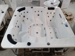 สระว่ายน้ำกลางแจ้งพร้อมอ่างน้ำวนจากุซซี่ ยี่ห้อยุโรป คอนโทรล <span class=keywords><strong>140</strong></span> เจ็ท - Product Image 4