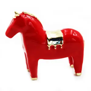 Adorno de escritorio de metal de caballo 3D personalizado adornos artesanales de caballo para regalo