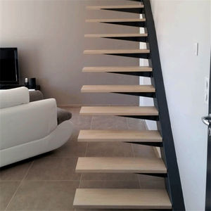 גרם מדרגות עץ צף עם נחיתה גדולה - Product Image 5