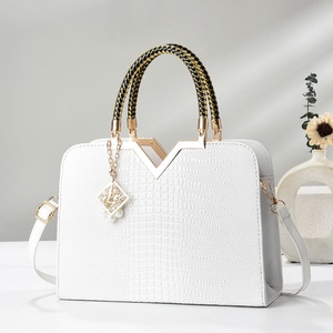 Nouveaux Sacs Bandoulière Élégants et Tendance <span class=keywords><strong>Grande</strong></span> <span class=keywords><strong>Capacité</strong></span> 2026 pour Femmes – Sacs <span class=keywords><strong>à</strong></span> <span class=keywords><strong>Main</strong></span> de Luxe du Fabricant - Product Image 6