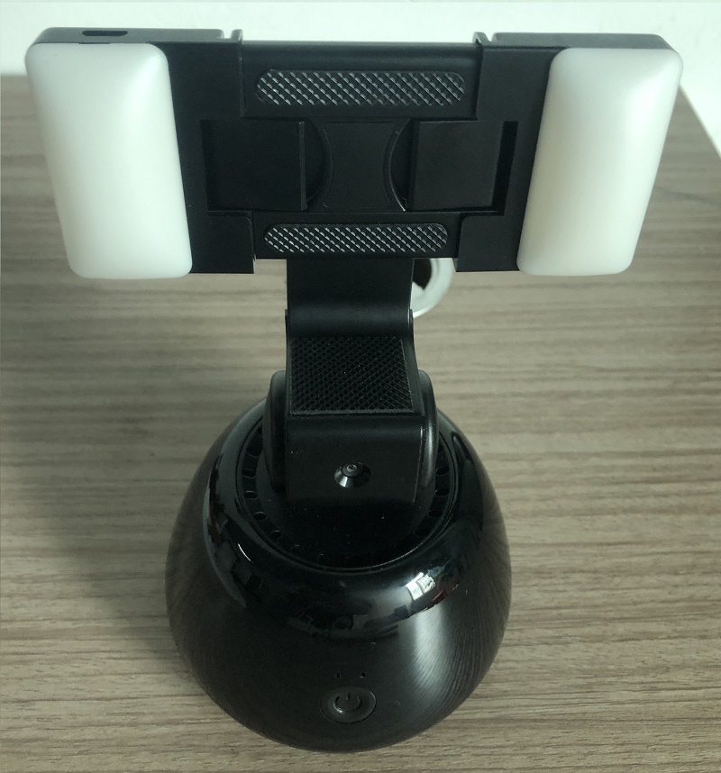 Q04s Black with light