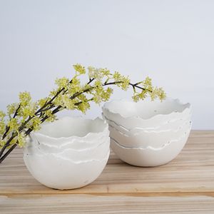 Vaso in <span class=keywords><strong>Cemento</strong></span> Bianco Fatto a Mano con Design a Linee Ondulate, Nuova Decorazione Creativa da Tavolo per Casa e Giardino, Confezionato in Cartone - Product Image 3