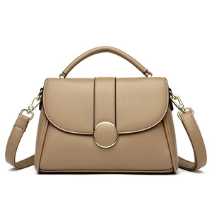 Bolso Tote Retro de PU de Gran Capacidad para Mujer, Otoño-Invierno, Nuevo, de Alta Gama, con Cierre de Cremallera y Cadena para Llevar en la Mano - Product Image 2