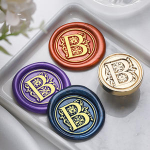 Têtes de tampons à cire de cérémonie en laiton avec lettres gravées de l'alphabet européen pour la décoration de journaux - Product Image 5