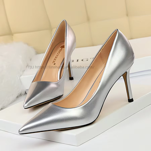 Escarpins élégants en cuir verni à bout pointu, talons aiguilles sexy amincissants pour le travail, chaussures de bureau pour femme - Product Image 4