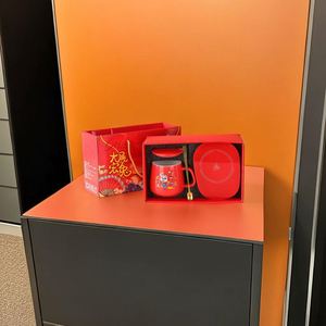 แก้วกาแฟเซรามิคพิมพ์โลโก้ตามสั่ง Sy557 พร้อมแผ่นทำความร้อนควบคุมอุณหภูมิ ของขวัญส่งเสริมการขายสำหรับกิจกรรมองค์กรและธุรกิจ - Product Image 4