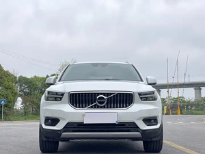 Sporty Value, <span class=keywords><strong>XC40</strong></span> T4 Sport 2021 Usado, Tracción en las Cuatro Ruedas, SUV Compacto de Lujo, Título Limpio, Historial de Servicio Completo, Harman Kardon - Product Image 2