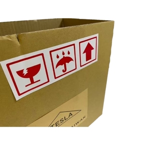 สติกเกอร์โลโก้สติกเกอร์ติดฉลากกันน้ำแบบกำหนดเองได้ฉลากแบบม้วนสติกเกอร์ผลิตภัณฑ์ดูแลผิวไวนิลแบบกำหนดเองสำหรับขวดน้ำหอม - Product Image 4