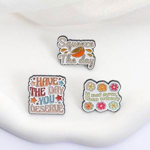 Épinglette en émail personnalisée avec impression UV de soda orange, badge en alliage de zinc mignon pour <span class=keywords><strong>les</strong></span> <span class=keywords><strong>vacances</strong></span> d'été, motivationnel - Product Image 4