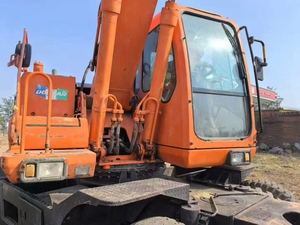 รถขุดไฮดรอลิกแบบมีล้อ DOOSAN DH210W-7 ปี 2022 มือสอง สำหรับผู้รับเหมา บริษัทให้เช่า ธุรกิจก่อสร้าง เครื่องยนต์ไฮดรอลิก ของแท้ - Product Image 4