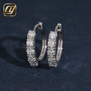 Boucles d'oreilles créoles CHOYUE classiques en diamant de laboratoire taille brillant, en argent sterling plaqué rhodium, certifiées IGI, tendance pour femme - Product Image 1