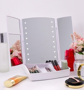 Thắp Sáng trang điểm gương tổ chức tri-gấp mỹ phẩm LED Vanity gương với hộp lưu trữ X2 <span class=keywords><strong>X3</strong></span> Magnifying gương - Product Image 1