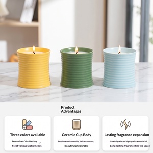 Vela Aromática Europea en Taza de Cerámica, Hecha a Mano, con Fragancia en Espiral y Aroma Duradero, Portavelas - Product Image 6