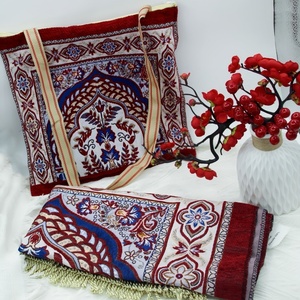 Alfombra de Oración YASEEN Estilo Viaje, Chenilla Floral de Pelo Corto, 70x110cm con Bolsa de Transporte a Juego - Product Image 1