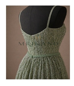 Vestido Largo de Organza Moderno para Mujer con Cristales de Lujo Hechos a Mano, Elegante Vestido de Noche para Banquetes, Recepciones y Eventos - Product Image 4