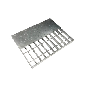 Griglia in Acciaio Composito Zincato Antiscivolo, Peso Standard, Consegna Rapida Personalizzata - Product Image 3