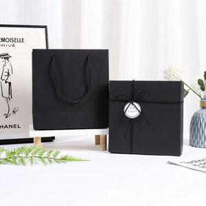 Boîte cadeau personnalisée en carton blanc élégante avec nœud en verre pour la Fête des Enseignants, Mariages, Anniversaires, Événements professionnels, Cadeaux pour fans et autres occasions - Product Image 6