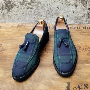 Mocassins classiques pour <span class=keywords><strong>hommes</strong></span> à bout pointu, grande taille, style décontracté et professionnel, doublure en peluche respirante - Product Image 1