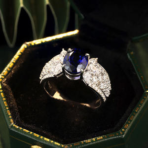 Anillo de Zafiro Ovalado de Plata de Ley con Piedras Cultivadas en Laboratorio, Joyería de Moda - Product Image 5