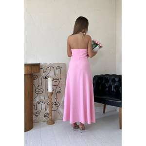 ชุดราตรีทรงเอไลน์สีชมพูผ้าซาตินแบบผูกคอ เปิดหลัง เอวธรรมชาติ ใส่สบาย - Product Image 1