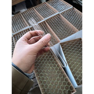 Tube à essai en verre 18x180mm pour expériences scientifiques en laboratoire - Product Image 1