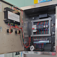 Système de filtration d'eau par osmose inverse commercial intégré en acier inoxydable 1000 LPH avec charbon actif, sable de quartz et résine ionique