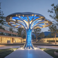 Sculpture abstraite stylisée surdimensionnée en acier inoxydable, point photo interactif artistique pour l'atrium des centres commerciaux et les zones de vente au détail