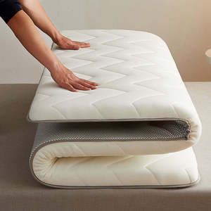 Best 2023 New Product Hotel Personalized Eco-Friendly Orthopedic 14 Inch Latex Layers Mattress Rolled Up