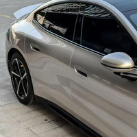 Film de protection de voiture de luxe ultra brillant, vinyle PVC couleur champagne liquide métallisé Victor Silver, champagne clair doré, sans bulles d'air pour carrosserie
