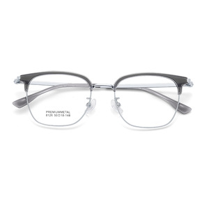 Gafas de Metal Rectangulares Premium para Hombre, Modelo 8126 50-18-148, Montura Completa Antideslizante Danyang - Product Image 1