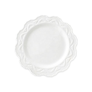Vente en gros de décalcomanie méditerranéenne peinte à la main en relief bleu dentelle assiete en porcelaine creuses assiette à dessert en céramique pour mariage - Product Image 4