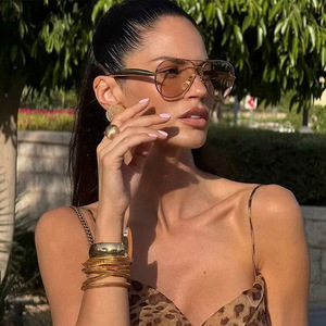 Nouvelles Lunettes de Soleil Métalliques Tendance pour Femmes, Style Européen et Américain, Monture Large, Verres de Type « Toad », Rétro, Double Pont, Protection UV400, Style Pilote - Product Image 3