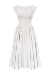 Robe maxi d'été vintage pour femmes, respirante, douce, sans bretelles, taille haute, coupe régulière, unie, blanche, dos nu, à volants - Product Image 5