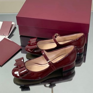 Leather Women'S Flat <b>Shoes</b> Elegant And Fashionable Retro Style High End Design Custom Made Leather <b>Shoes</b> - Product Image 2