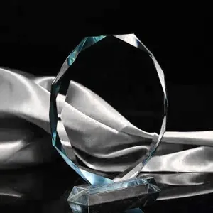 Penjualan Laris Piala Kristal Kustom K9 Hadiah Plak Kaca Kosong Oktagon Klasik dengan Dasar Kristal
