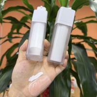 Fond de Teint Liquide en Gros Couvrance Totale Fini Mat Naturel Longue Tenue Imperméable Base de Maquillage OEM