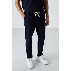 Ensemble de survêtement pour homme bleu marine, coton, coupe ample, décontracté, respirant, design simple, style adulte - Product Image 3