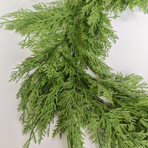 Guirnalda Artificial de Ciprés Xin Yan de 200 cm, Ramo Decorativo para Navidad - Product Image 4