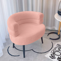 Fauteuil de salon moderne de luxe nordique fait main, structure en bois massif, revêtement en peau de mouton douce, couleur et taille personnalisables pour villa, appartement, maison