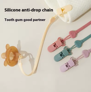 Chaîne de sucette pour bébé durable anti-chute avec anneau de dentition en silicone en forme d'animal, en forme de cœur, clip en silicone pour sucette, chaîne de clip pour sucette - Product Image 1